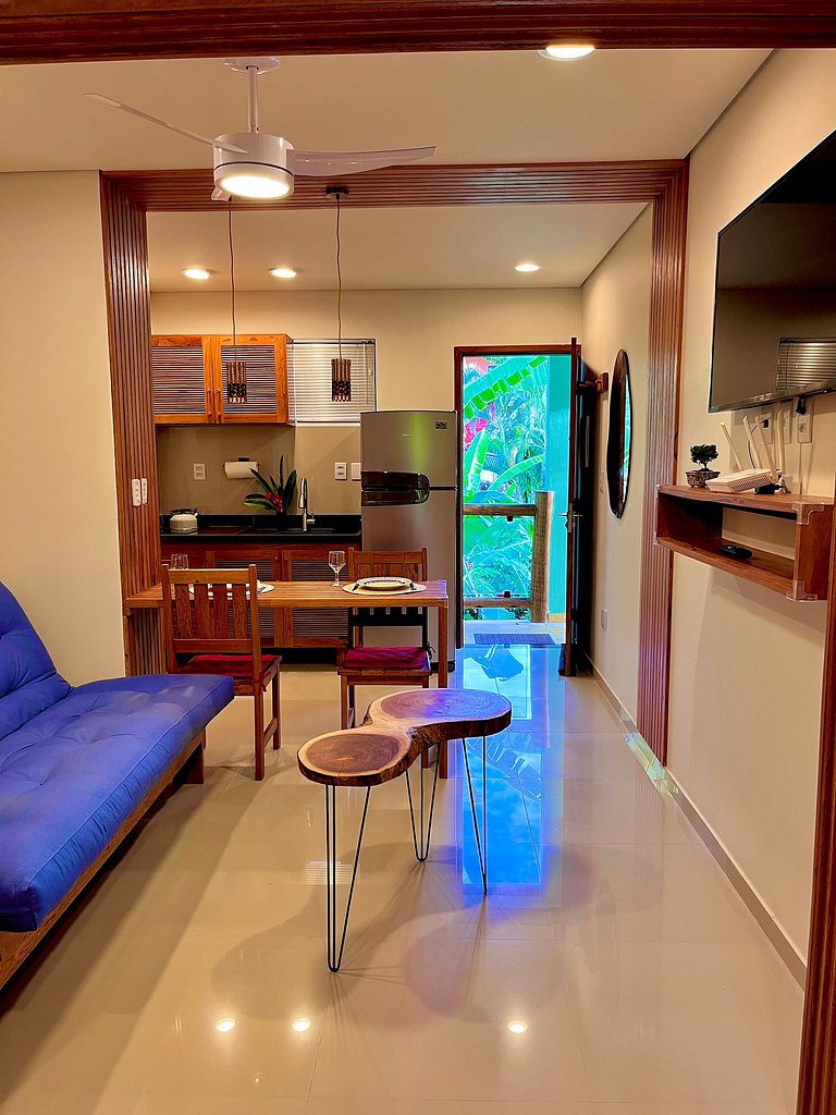 Romantic Retreat "Laurel Resende Studio"