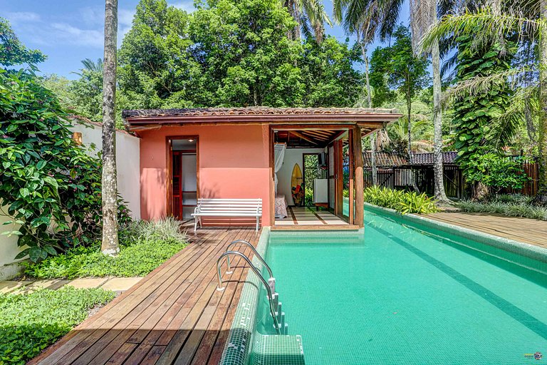 Casa Clareia: Piscina e próximo da Praia da Concha