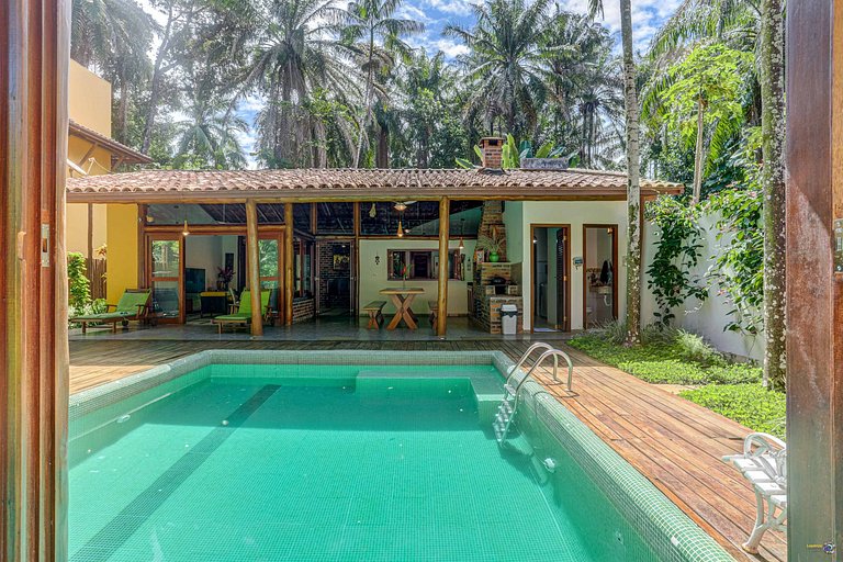 Casa Clareia: Piscina e próximo da Praia da Concha