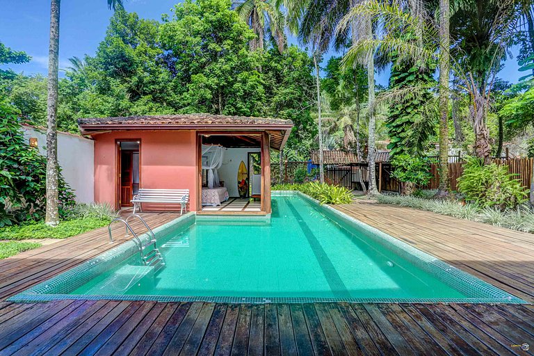 Casa Clareia: Piscina e próximo da Praia da Concha