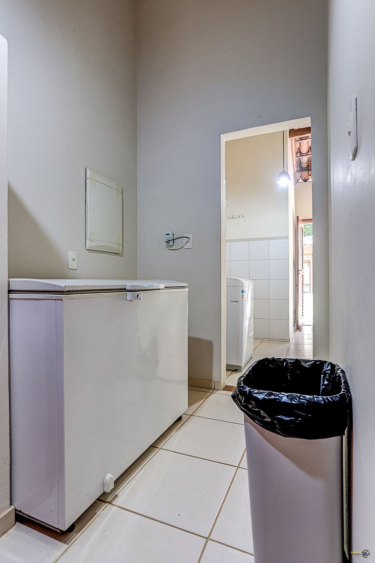 Casa Clareia: Piscina e próximo da Praia da Concha
