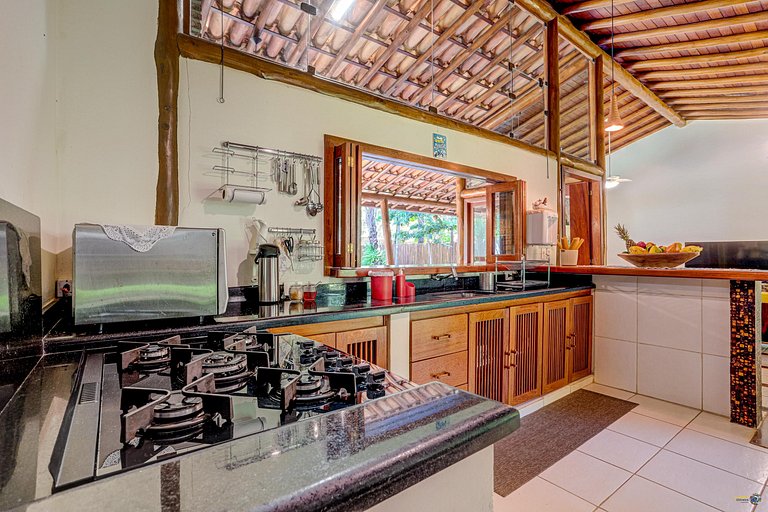 Casa Clareia: Piscina e próximo da Praia da Concha