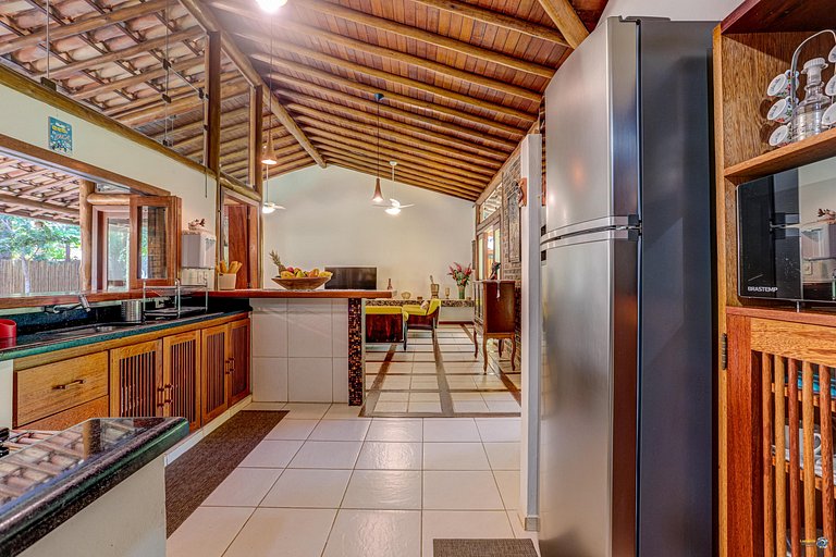 Casa Clareia, para 12 pessoas c/ piscina e próximo da praia