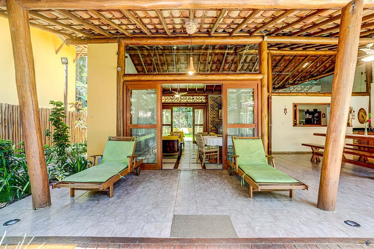 Casa Clareia, para 12 pessoas c/ piscina e próximo da praia