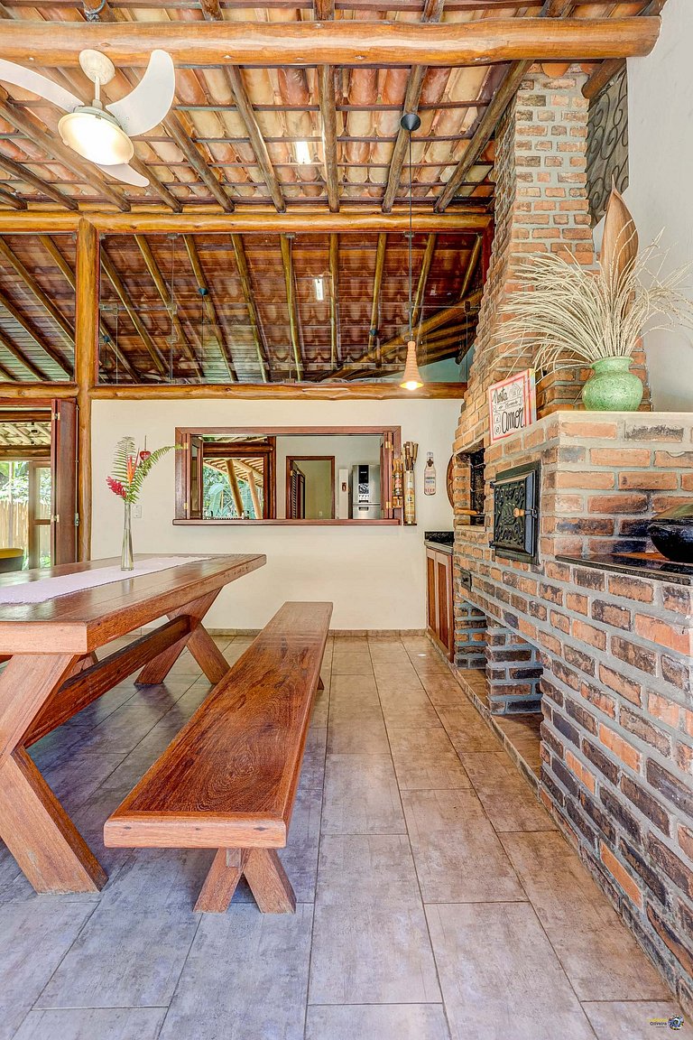 Casa Clareia: Piscina e próximo da Praia da Concha