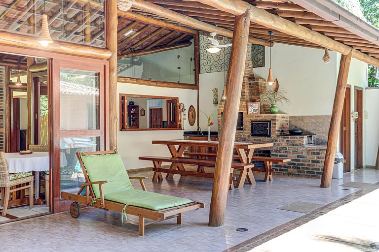 Casa Clareia: Piscina e próximo da Praia da Concha