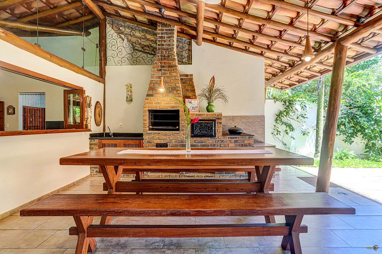 Casa Clareia: Piscina e próximo da Praia da Concha
