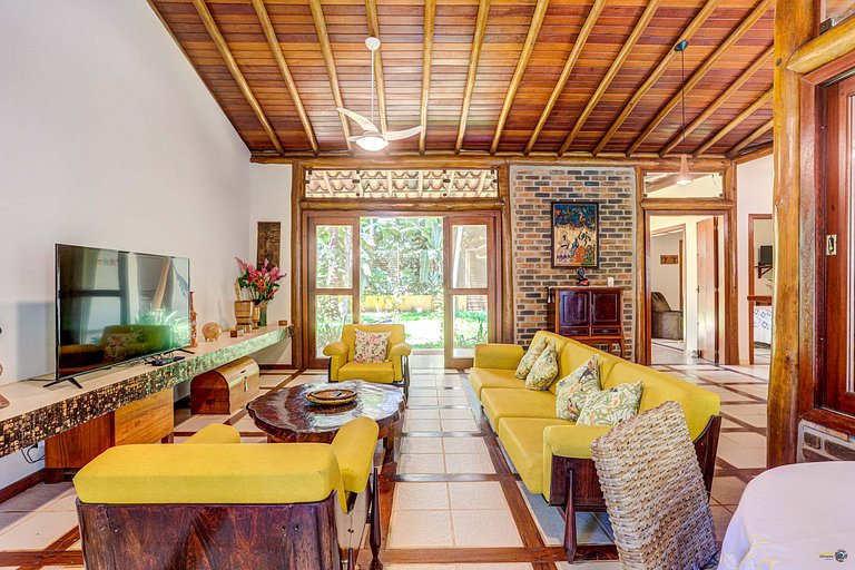 Casa Clareia: Piscina e próximo da Praia da Concha