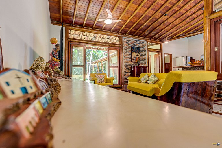 Casa Clareia: Piscina e próximo da Praia da Concha