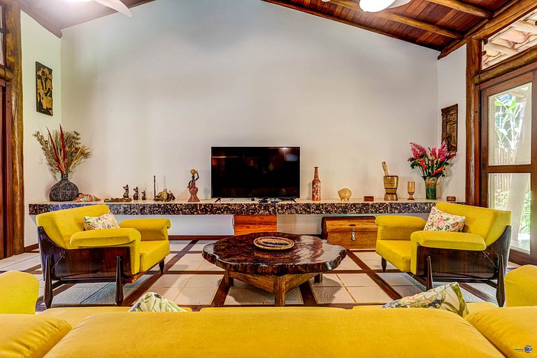 Casa Clareia: Piscina e próximo da Praia da Concha