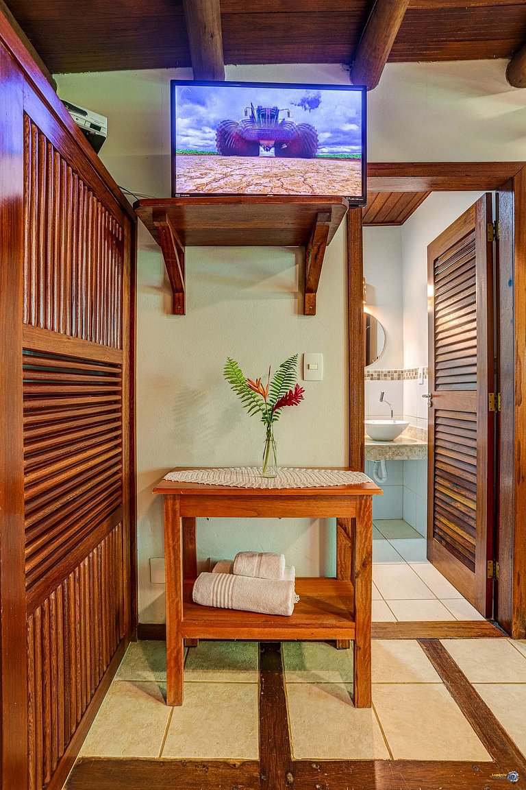 Casa Clareia: Piscina e próximo da Praia da Concha