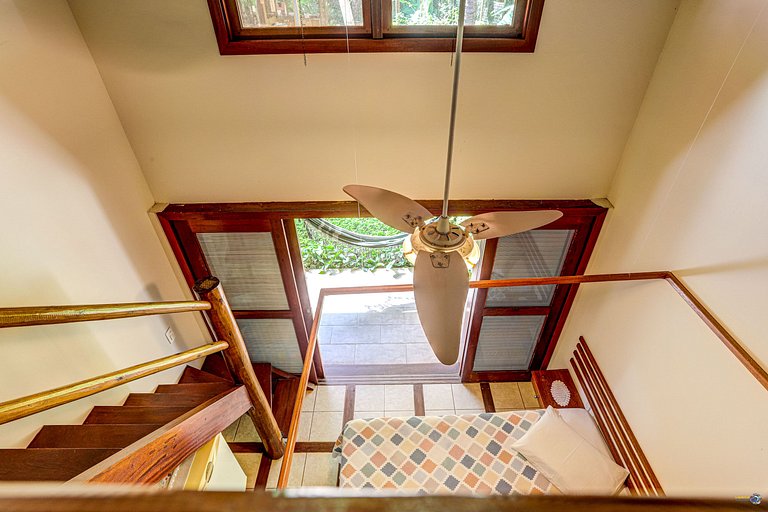 Casa Clareia, para 12 pessoas c/ piscina e próximo da praia