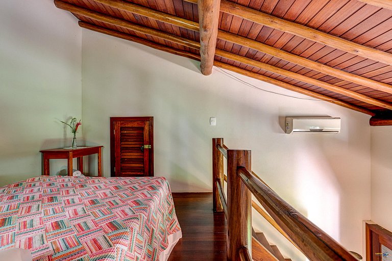 Casa Clareia: Piscina e próximo da Praia da Concha