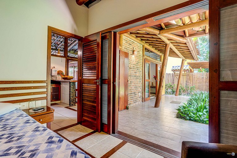 Casa Clareia: Piscina e próximo da Praia da Concha