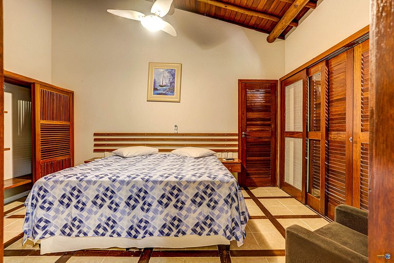 Casa Clareia: Piscina e próximo da Praia da Concha