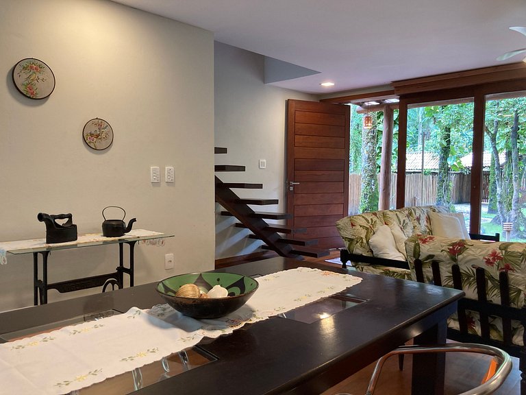 Casa Clareia, para 12 pessoas c/ piscina e próximo da praia