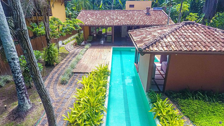 Casa Clareia: Piscina e próximo da Praia da Concha