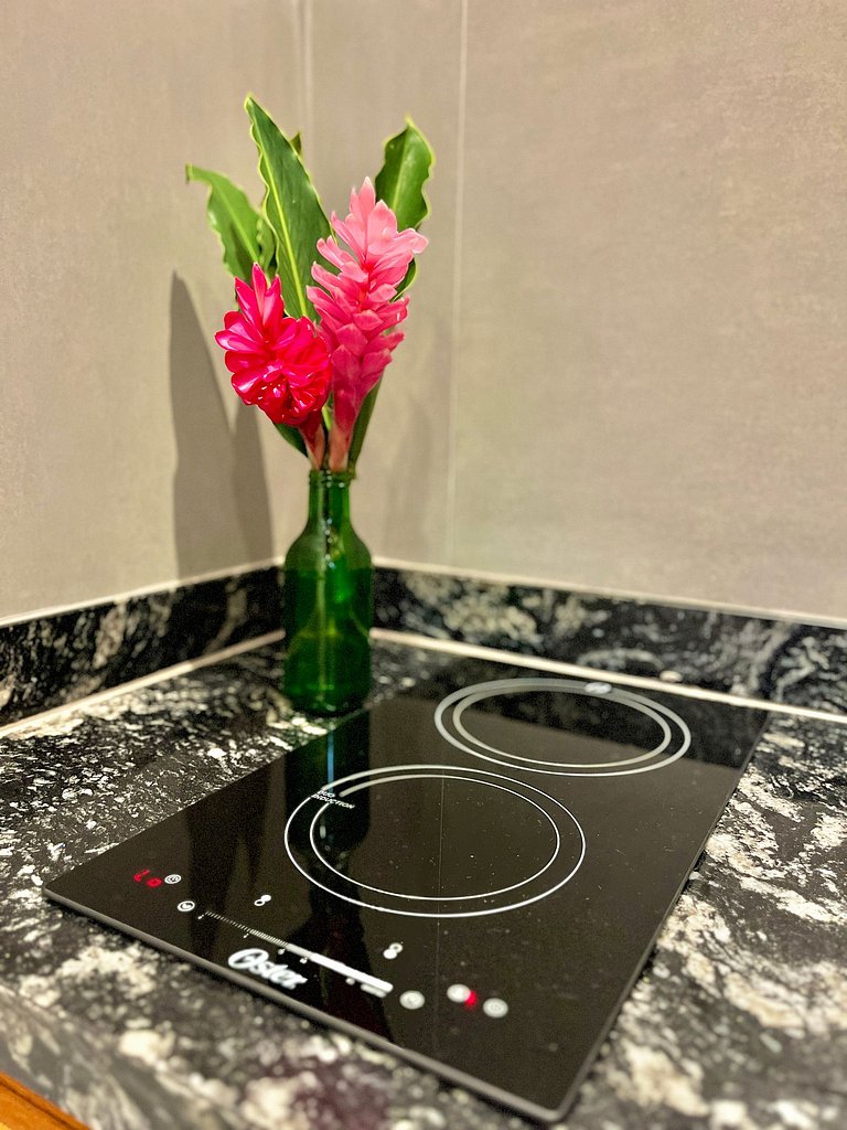 Kaya: Refúgio Moderno e Sustentável perto da Praia