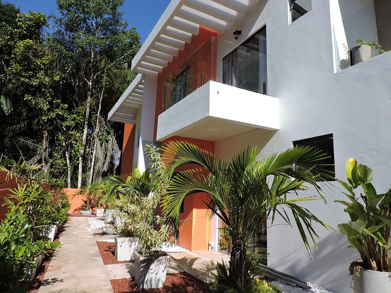 Kaya: Refúgio Moderno e Sustentável perto da Praia