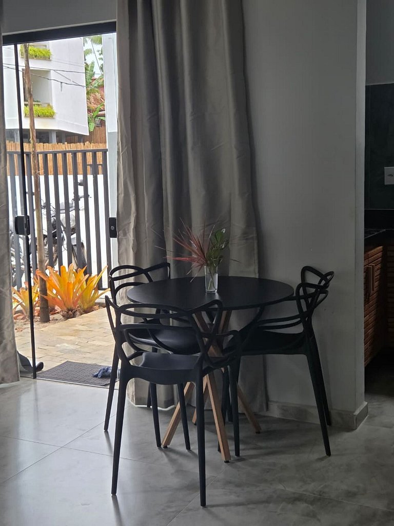 Apê Moderno e Novo: Perto da Concha e Pituba