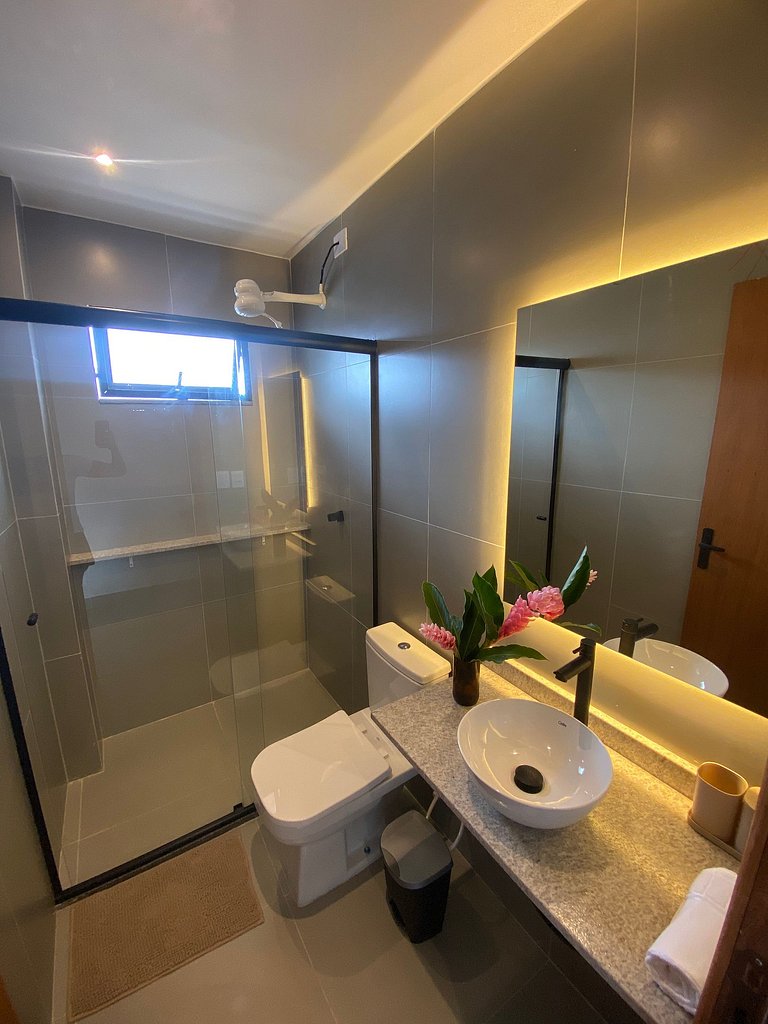 Visgo: Piscina na Porta, Apê Térreo Moderno e Top