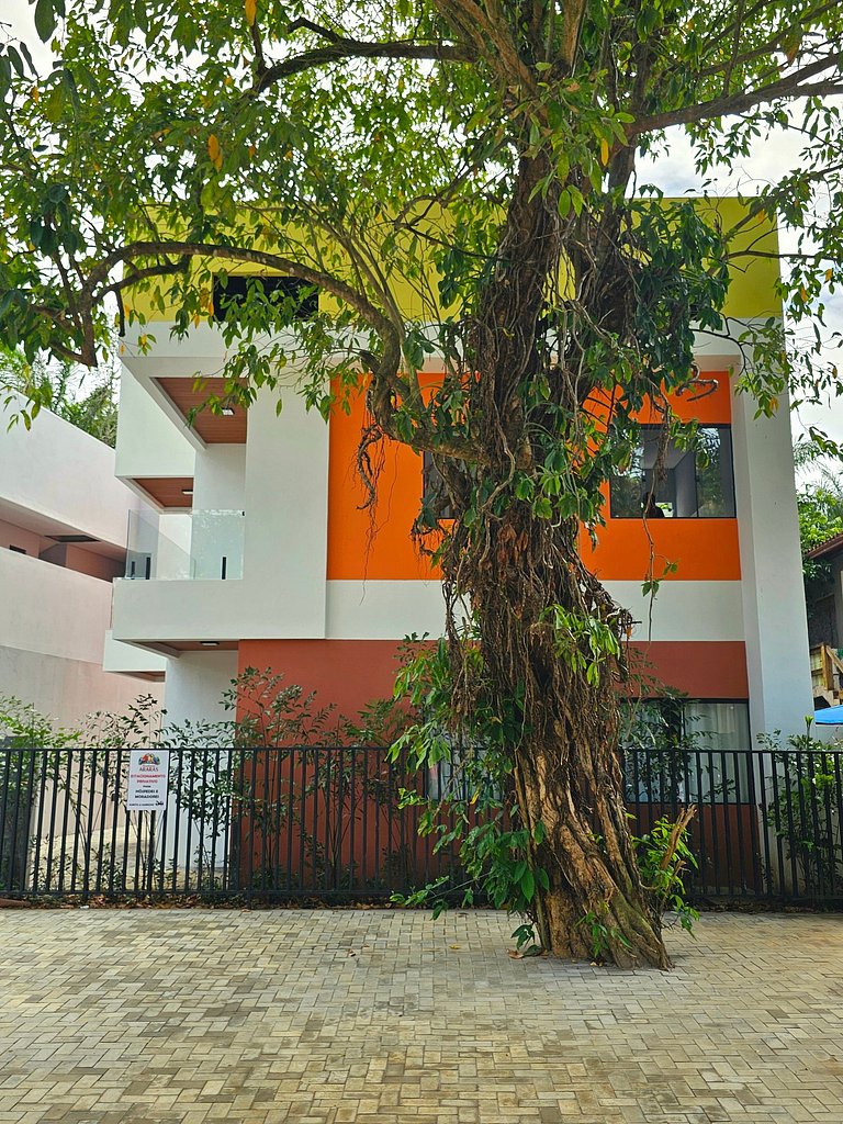 Refúgio Moderno c/ Varanda prox da Praia da Concha