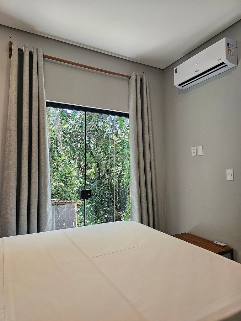 Apto Moderno: Ar, Cozinha e Praia da Concha