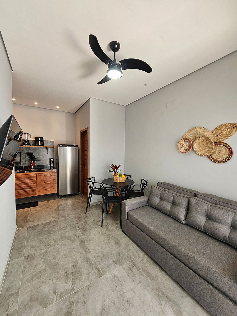 Apto Espaçoso e Moderno: Passos da Pituba e Concha