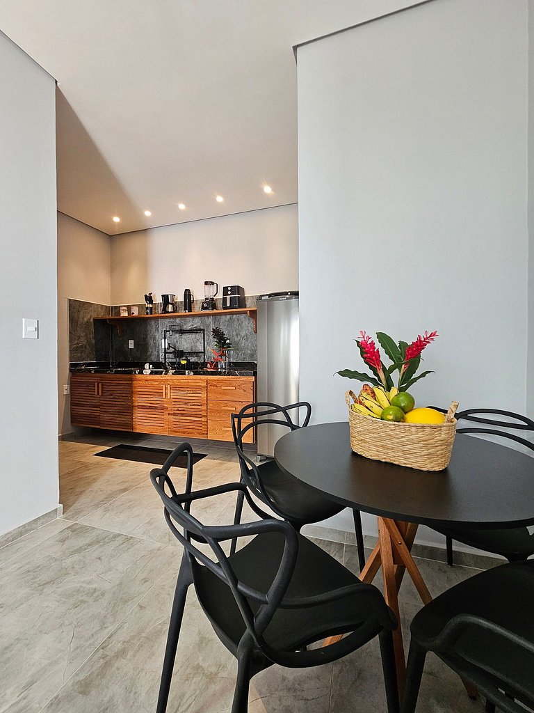 Apto Espaçoso e Moderno: Passos da Pituba e Concha