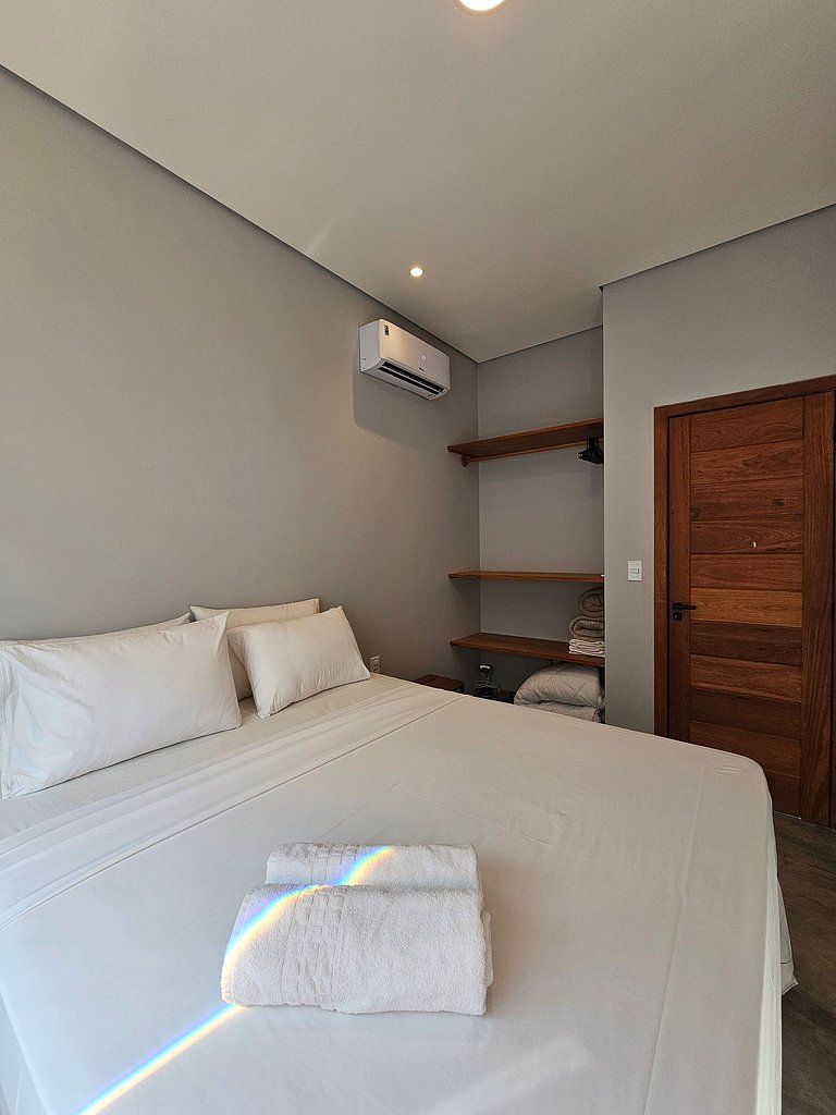 Apto superior novo perto Praia da Concha e Pituba